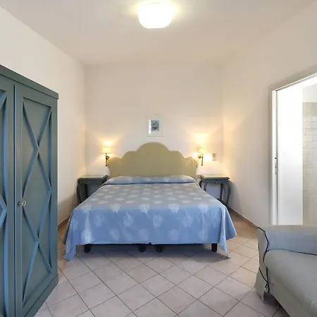 Hotel Villino Gallodoro 2*