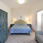 Hotel Villino Gallodoro 2*