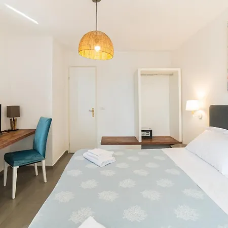 Villino Gallodoro 2*