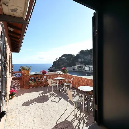 Villino Gallodoro Hotel